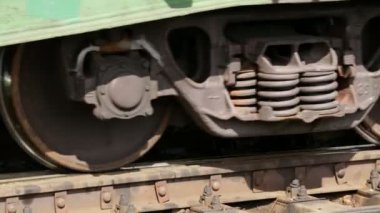 Arabalar bir kambur ile sıralanır