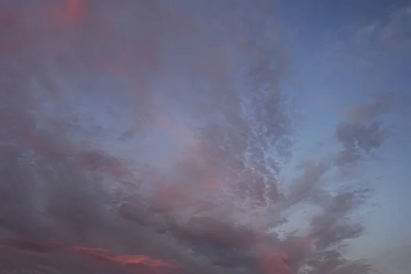 Abstrakcyjne Tło Dramatycznego Zachmurzonego Zachodu Słońca Niebo Niebieska Godzina — Zdjęcie stockowe