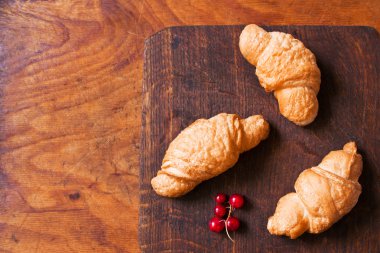 kruvasan kahvaltı için