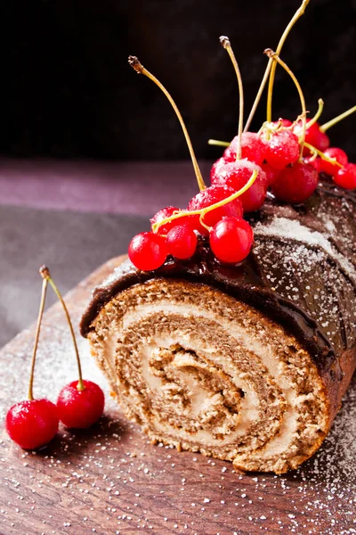Chocolate log cake — Stock Photo, Image