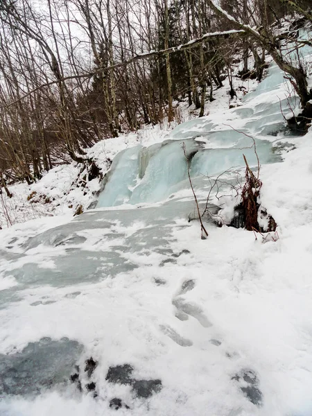 Cachoeira Congelada Ciclones Uma Bela Paisagem Noruega — Fotografia de Stock