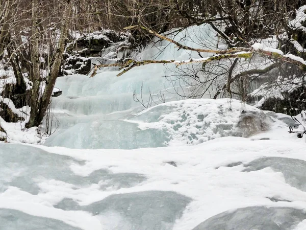 Cascade Gelée Glaçons Dans Beau Paysage Norvège — Photo