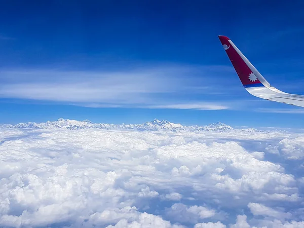 Авиационное Крыло Авиакомпании Непал Полет Над Горой Эверест Гималаях 8848 — стоковое фото