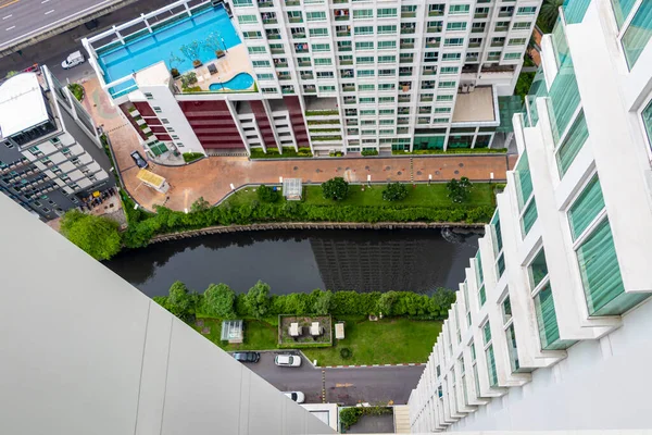 Budynki Wieżowiec Krajobraz Miejski Kondominium Green Bangkoku Tajlandia — Zdjęcie stockowe