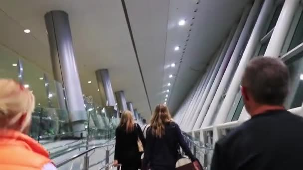 Lidé Spěchají Letiště Palma Mallorca Španělsko — Stock video