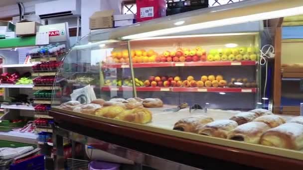 Świeże Chłodne Produkty Warzywa Supermarkecie Hiszpania — Wideo stockowe
