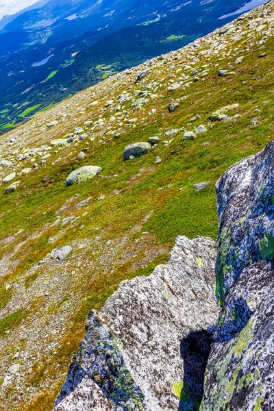 挪威Vang Valdres山顶上的巨石阵让人惊叹的挪威风景 — 图库照片