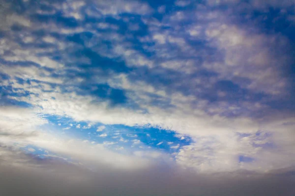 Sonniger Tag Mit Wolken Blauen Himmel Vang Norwegen — Stockfoto