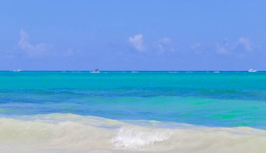 Playa del Carmen Meksika 'da tropik Meksika plajı 88 Punta Esmeralda.