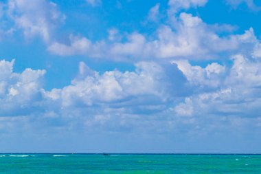 Playa del Carmen Meksika 'da tropik Meksika plajı 88 Punta Esmeralda.