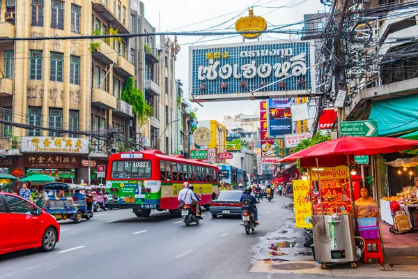 Bangkok Tailândia Mai 2018 Tráfego Pesado China Town Yaowarat Road — Fotografia de Stock