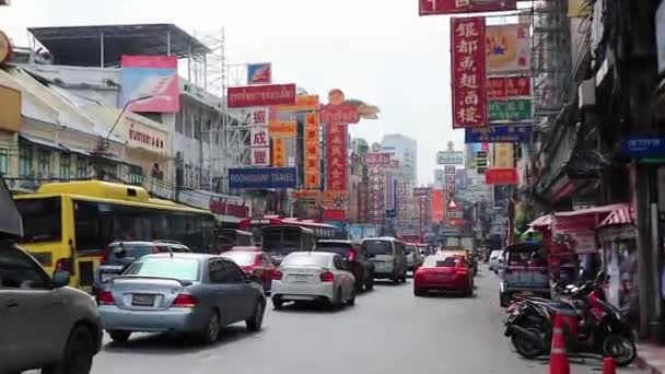 Тяжелое Движение Китайском Городе Yaowarat Road Бангкок Таиланд — стоковое видео