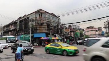 Bangkok, Tayland - 05: 22 2018 Yaowarat Yolu Bangkok Tayland Çin Mahallesi 'nde yoğun trafik.