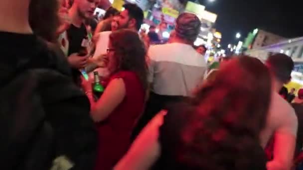 Bangkok Thailand Mai 2018 Khaosan Kaosan Road Beliebtesten Touristen Nachtparty — Stockvideo