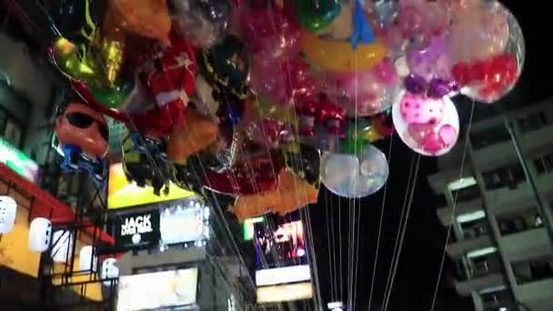 Bangkok Thailandia Maggio 2018 Palloncini Vendita Alla Festa Notturna Khaosan — Video Stock