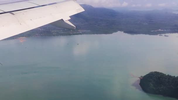 Fliegen Über Thailand Panoramablick Auf Inseln Strände Türkisfarbenes Wasser — Stockvideo