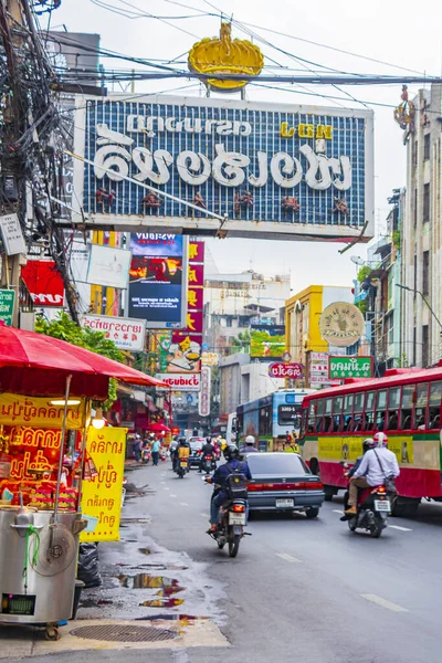 Bangkok Tailândia Mai 2018 Tráfego Pesado China Town Yaowarat Road — Fotografia de Stock
