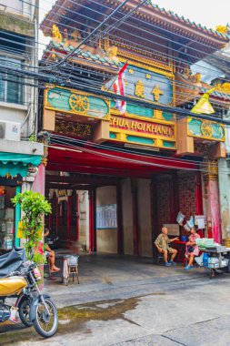 Bangkok Tayland 22 numara. Mai 2018 Renkli Çin Kasabası Chua Hoikhanh Tapınağı girişi Bangkok Tayland.