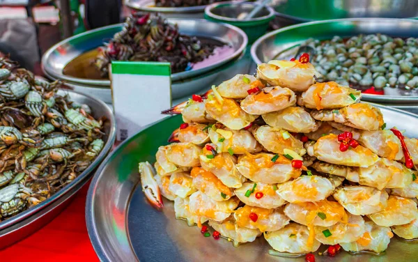 Urval Fisk Och Skaldjur Thailändsk Mat Och Kinesisk Mat Gatumat — Stockfoto