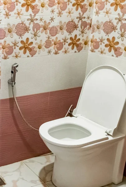 Κατμαντού Νεπάλ Mai 2018 Pink Toilet Bathroom Hotel Room Sinamangal — Φωτογραφία Αρχείου