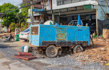 Phuket Tayland 10. Ekim 2018 Phuket Tayland 'da eski bir kırsal araba tamir atölyesi..