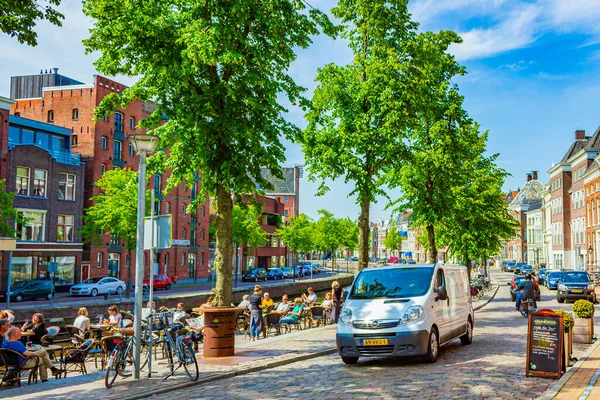 Groningen Nederland Juni 2013 Stadsgezicht Panorama Gebouwen Fietsverkeer Groningen Nederland — Stockfoto