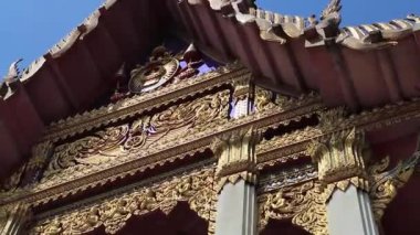 Renkli Wat Don Mueang Phra Arramluang Budist tapınağı Bangkok Tayland.