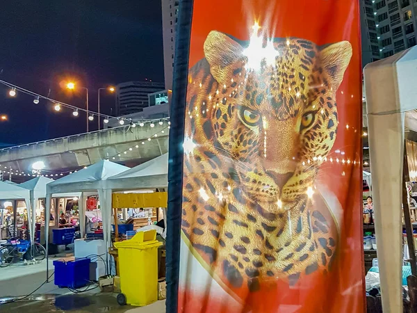 Bangkok Tailândia Mai 2018 Leo Beer Thai Night Market Comida — Fotografia de Stock