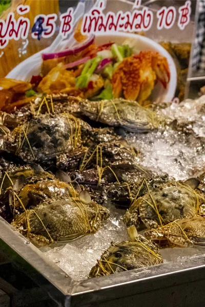 Caranguejos Vivos Lagostas Thai Comida Rua Mercado Noturno Huai Khwang — Fotografia de Stock