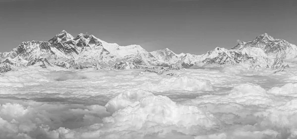 Himalayalar Daki Everest Dağı Nın Siyah Beyaz Resmi 8848 Metre — Stok fotoğraf