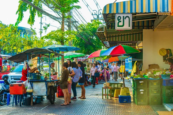 Bangkok Thailand January 2020 Buy Street Food Thai Food Market — Stock Photo, Image