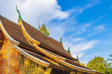Wat Xieng Thong Budist tapınağı Luang Prabang Laos 'un en iyi tapınakları.
