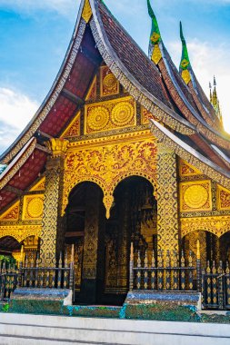 Wat Xieng Thong Budist tapınağı Luang Prabang Laos 'un en iyi tapınakları.