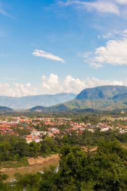 Mekong nehri ve Luang Prabang şehri, Güneydoğu Asya 'da Laos dünya turnesinde yer alıyor..