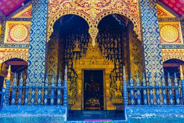 Wat Xieng Thong Budist tapınağı Luang Prabang Laos 'un en iyi tapınakları.