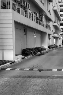 Mimari binaların, gökdelenlerin ve Bangkok Tayland 'ın şehir manzarasının siyah beyaz resmi.