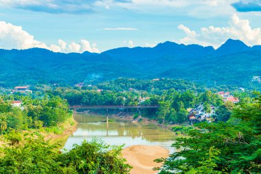 Mekong nehri ve Luang Prabang şehri, Güneydoğu Asya 'da Laos dünya turnesinde yer alıyor..