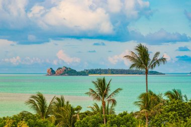 Muhteşem Koh Samui adası plajı ve Tayland 'da turkuaz suyu olan manzara manzarası..