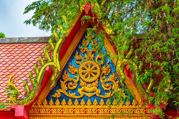 Bellissimo Tempio Buddista Wat Phra Yai Colorato Sull Isola Koh — Foto Stock