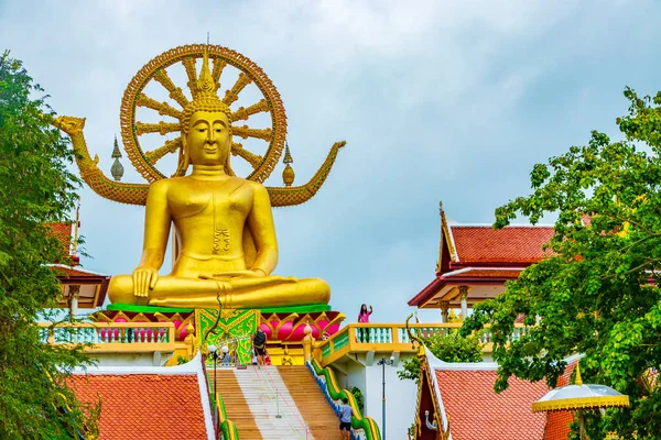 Surat Thani Tailandia Mai 2018 Estatua Gigante Oro Gran Buda — Foto de Stock