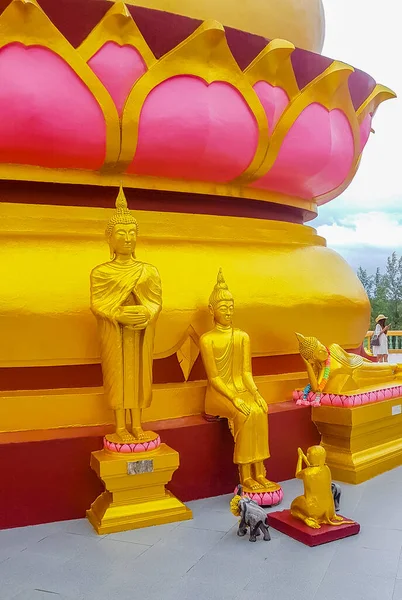 Statue Buddha Dorato Nel Tempio Wat Phra Yai Big Buddha — Foto Stock