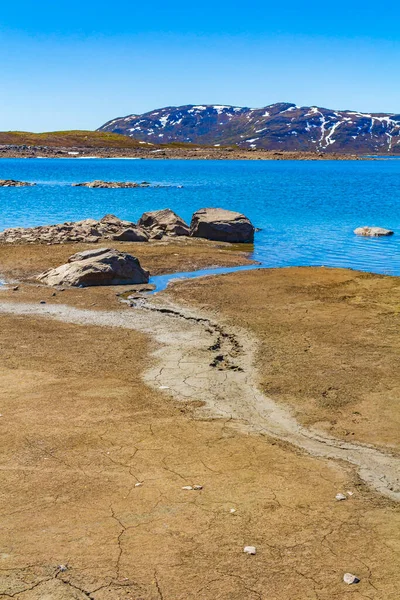 Incroyable Panorama Lac Vavatn Vue Sur Paysage Accidenté Rochers Rochers — Photo