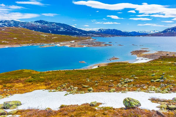 Incrível Lago Vavatn Panorama Paisagem Áspera Vista Rochas Pedras Montanhas — Fotografia de Stock