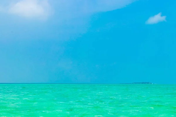 Gradiente Cor Nas Ilhas Restinga Madivaru Finolhu Rasdhoo Atoll Maldivas — Fotografia de Stock