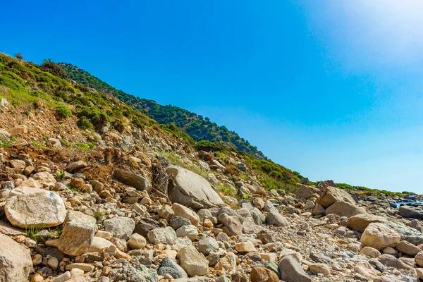 Natuurlijke Kustlandschappen Kos Eiland Griekenland Met Bergen Kliffen Rotsen Turquoise — Stockfoto