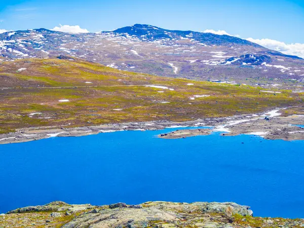 Incrível Lago Vavatn Panorama Paisagem Áspera Vista Rochas Pedras Montanhas — Fotografia de Stock