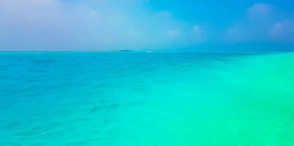 Color Gradient Sandbank Island Madivaru Finolhu Rasdhoo Atoll Maldives — стокове фото