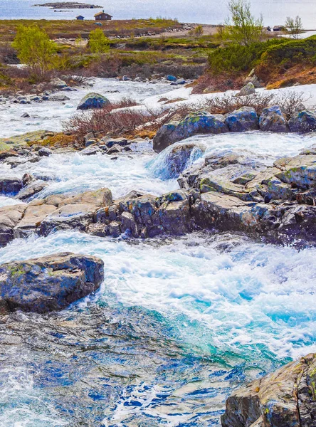 Belle Rivière Storebottane Bord Lac Vavatn Avec Neige Dans Paysage — Photo