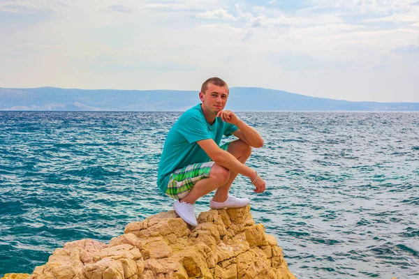 Tourist Traveler Young Model Wonderful Turquoise Blue Water Seascape Beach — Stock Photo, Image