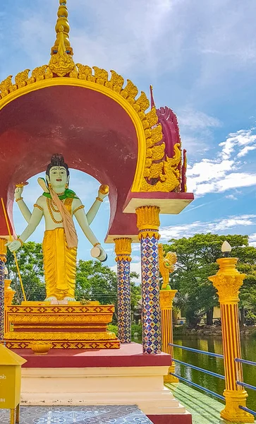 Estatuas Dioses Colores Arquitectura Templo Wat Plai Laem Isla Koh — Foto de Stock